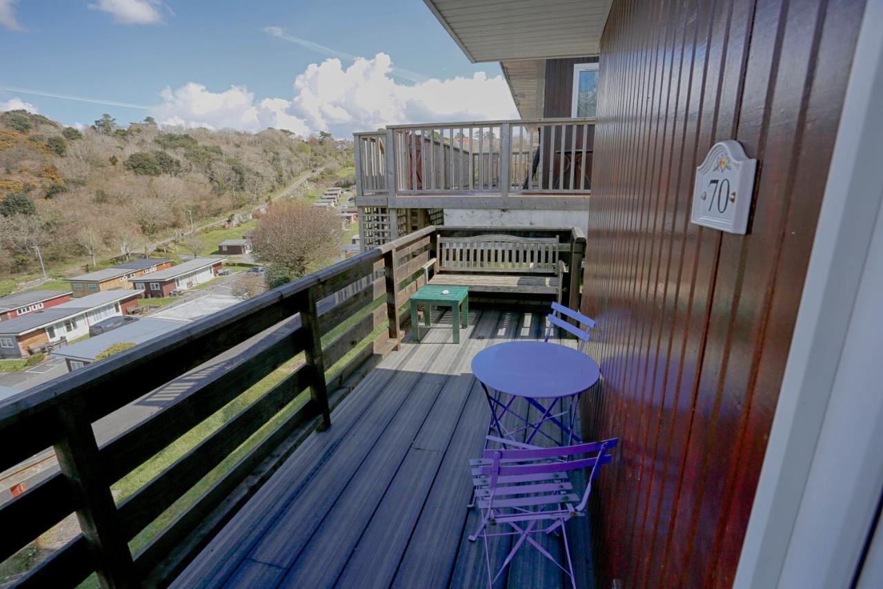 Caswell Beach Chalet 70 Located In Gower Peninsula Суонси Экстерьер фото