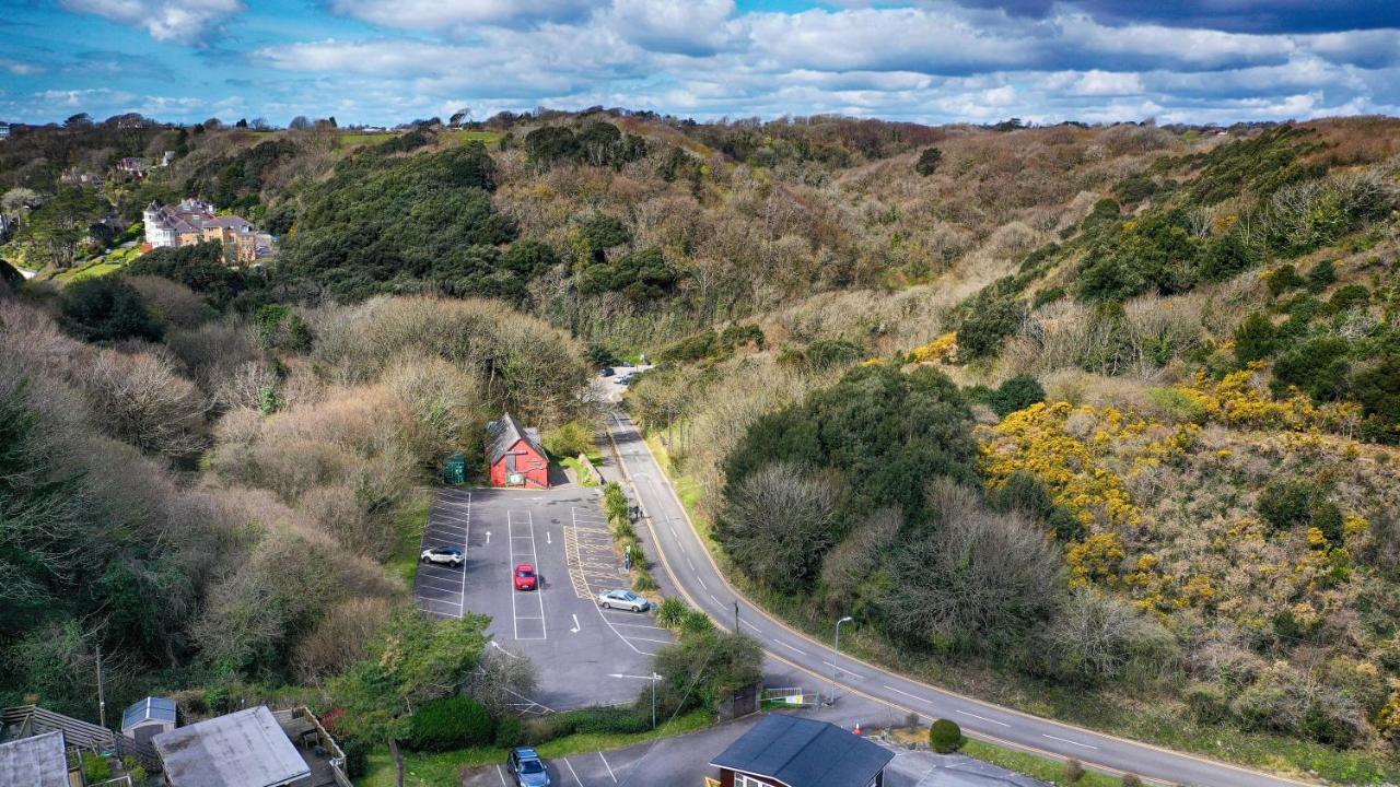 Caswell Beach Chalet 70 Located In Gower Peninsula Суонси Экстерьер фото